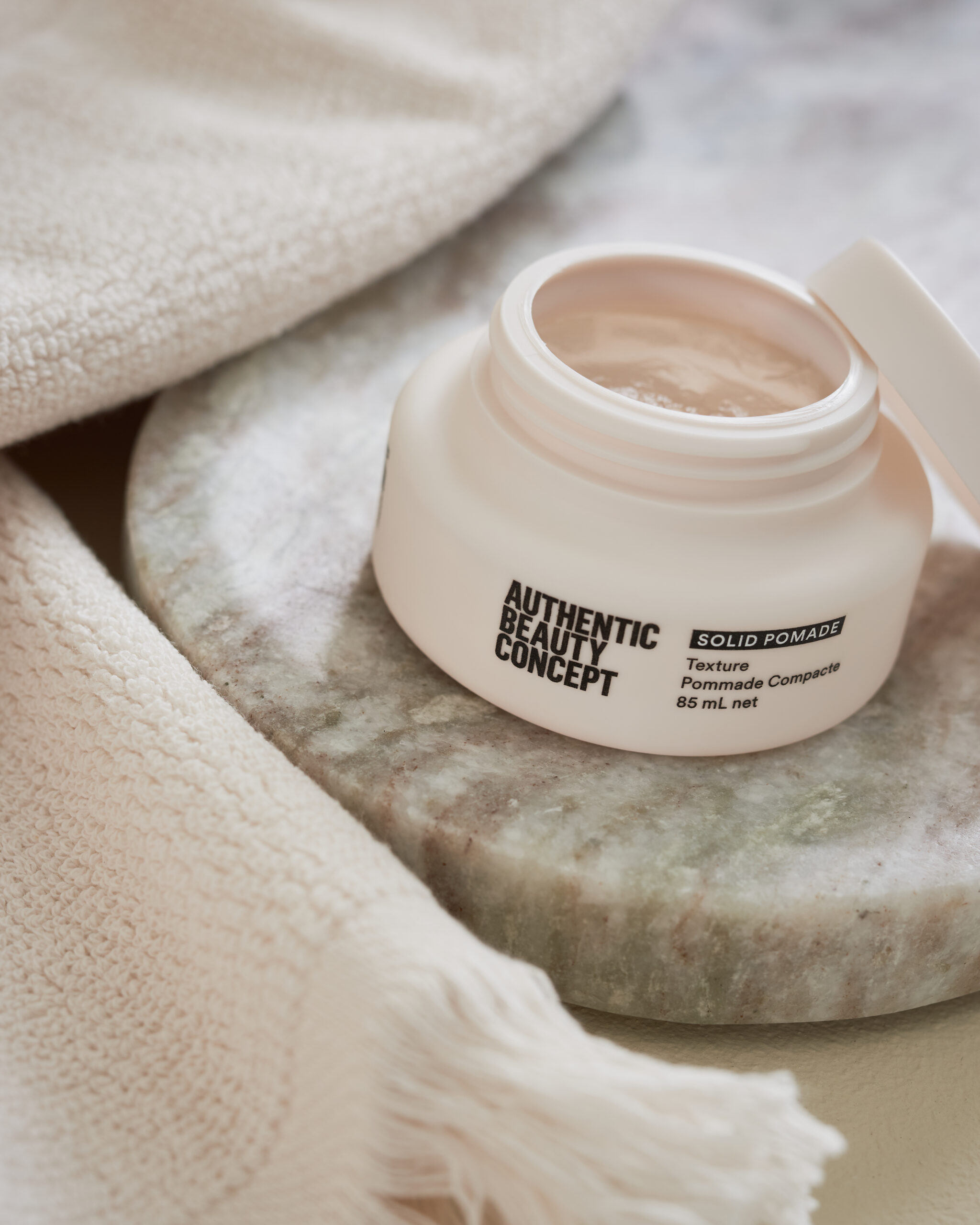 Authentic Beauty Concept Solid Pomade 85ml - Image 2