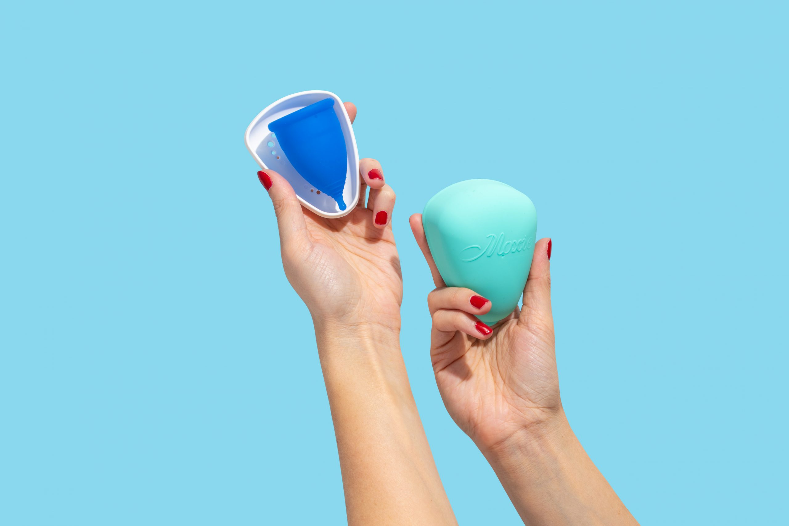 Moxie reusable period cup/super - Image 3